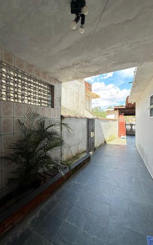 Casa para alugar com 80m², 2 quartos e 1 vaga Casa para alugar com 80m², 2 quartos e 1 vagaÁrea de Serviço