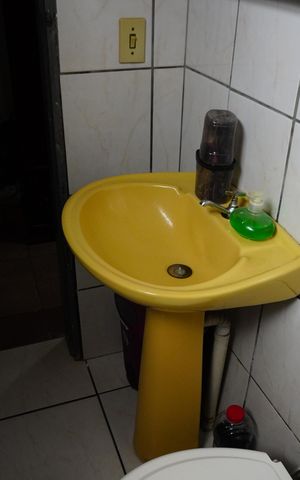 Casa à venda com 160m², 3 quartos e 2 vagasBanheiro 3