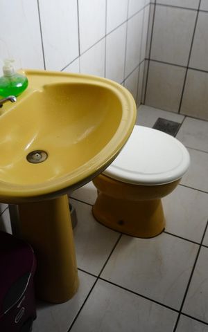 Casa à venda com 160m², 3 quartos e 2 vagasBanheiro 3