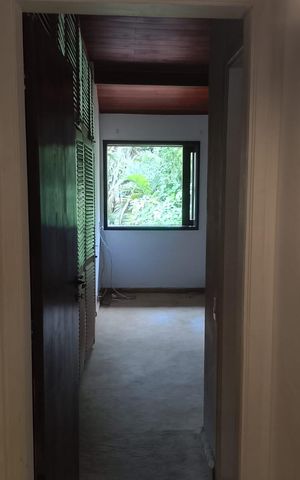 Casa de condomínio para alugar com 380m², 3 quartos e 4 vagas Casa de condomínio para alugar com 380m², 3 quartos e 4 vagasSuíte