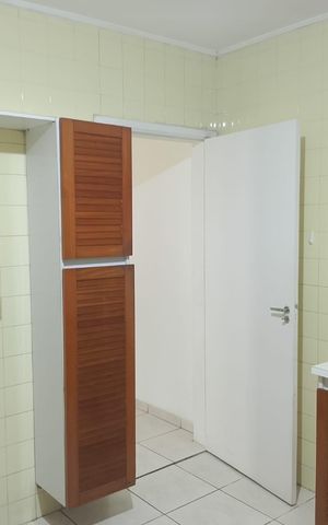 Casa de condomínio para alugar com 380m², 3 quartos e 4 vagas Casa de condomínio para alugar com 380m², 3 quartos e 4 vagasCozinha