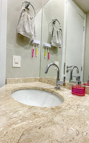 Apartamento à venda com 55m², 2 quartos e 1 vagaBanheiro