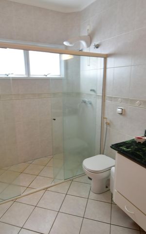 Casa de condomínio à venda com 460m², 5 quartos e 10 vagasBanheiro Suíte