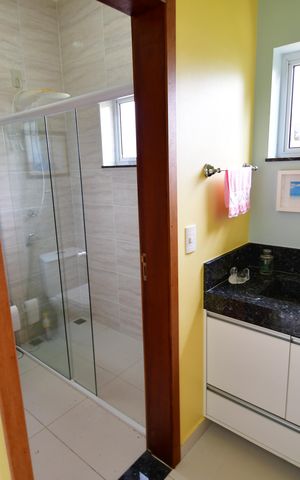 Casa de condomínio à venda com 460m², 5 quartos e 10 vagasBanheiro