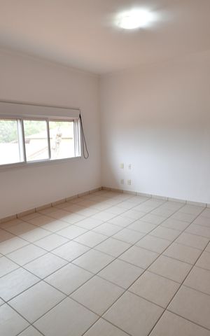 Casa de condomínio à venda com 460m², 5 quartos e 10 vagasQuarto 2