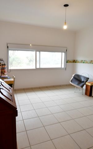 Casa de condomínio à venda com 460m², 5 quartos e 10 vagasQuarto 4 - Suíte