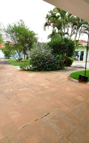Casa de condomínio à venda com 460m², 5 quartos e 10 vagasGaragem