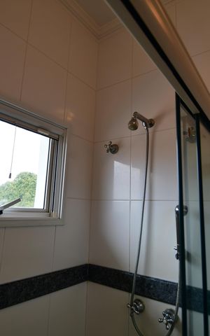 Casa de condomínio à venda com 460m², 5 quartos e 10 vagasBanheiro Suíte