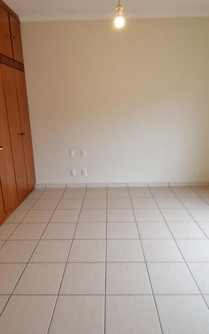 Casa de condomínio à venda com 460m², 5 quartos e 10 vagasQuarto 3