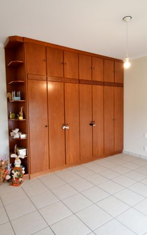 Casa de condomínio à venda com 460m², 5 quartos e 10 vagasQuarto 3