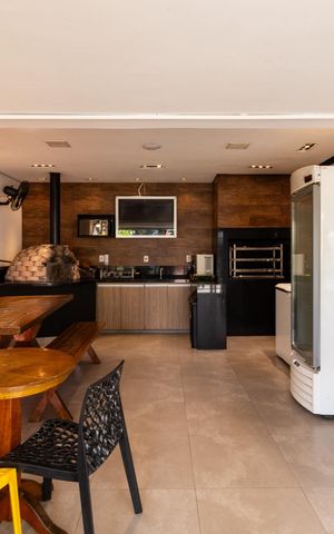 Apartamento à venda com 97m², 3 quartos e 2 vagas Apartamento à venda com 97m², 3 quartos e 2 vagasChurrasqueira