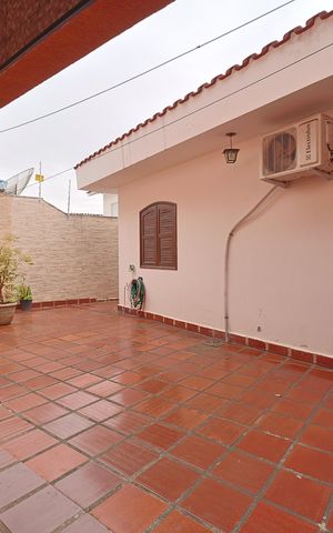 Casa para alugar com 300m², 3 quartos e 5 vagasÁrea de Serviço