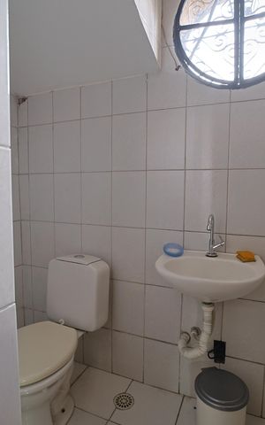 Casa para alugar com 300m², 3 quartos e 5 vagasLavabo