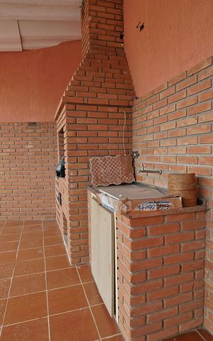 Casa para alugar com 300m², 3 quartos e 5 vagasÁrea gourmet