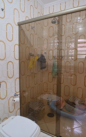 Casa para alugar com 300m², 3 quartos e 5 vagasBanheiro Social