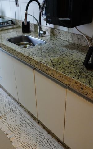 Apartamento à venda com 58m², 2 quartos e 1 vagaCozinha e Área de Serviço