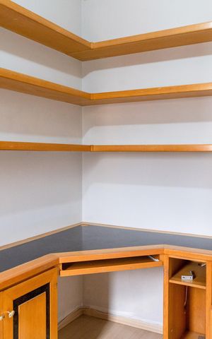 Apartamento para alugar com 130m², 3 quartos e 4 vagasEscritório