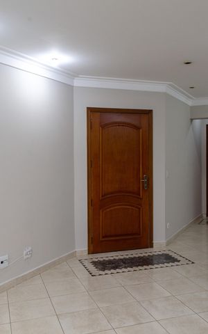 Apartamento para alugar com 130m², 3 quartos e 4 vagasSala