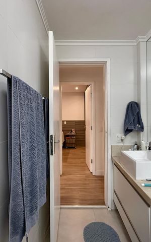 Apartamento à venda com 73m², 2 quartos e 1 vaga Apartamento à venda com 73m², 2 quartos e 1 vagaBanheiro