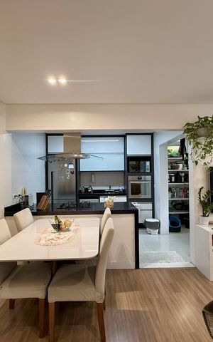 Apartamento à venda com 73m², 2 quartos e 1 vaga Apartamento à venda com 73m², 2 quartos e 1 vagaSala