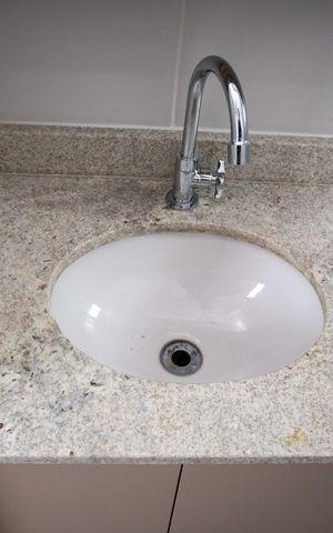 Apartamento para alugar com 56m², 2 quartos e 1 vagaBanheiro da Suíte 1