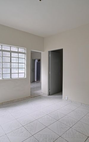Casa para alugar com 60m², 2 quartos e 1 vagaSala