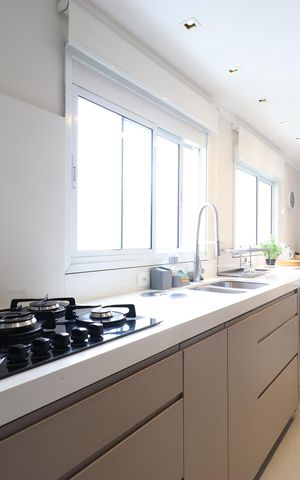 Apartamento à venda com 158m², 3 quartos e 2 vagasCozinha e Área de serviço 