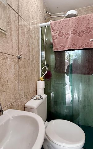 Casa para alugar com 130m², 2 quartos e 1 vaga Casa para alugar com 130m², 2 quartos e 1 vagaBanheiro de Serviço