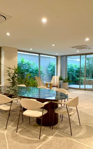 Apartamento à venda com 275m², 3 quartos e 3 vagas Apartamento à venda com 275m², 3 quartos e 3 vagasÁrea comum