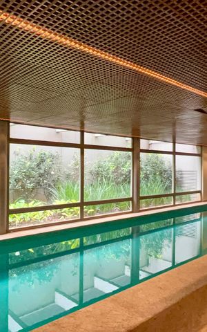 Apartamento à venda com 275m², 3 quartos e 3 vagas Apartamento à venda com 275m², 3 quartos e 3 vagasPiscina