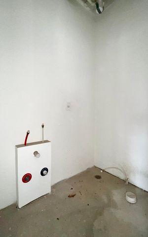 Apartamento à venda com 275m², 3 quartos e 3 vagas Apartamento à venda com 275m², 3 quartos e 3 vagasLavabo