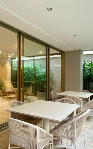 Apartamento à venda com 275m², 3 quartos e 3 vagas Apartamento à venda com 275m², 3 quartos e 3 vagasChurrasqueira