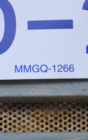 Apartamento à venda com 42m², 1 quarto e sem vagaPlaca GRANDE instalada na fachada do condomínio, dia 08.09.2026 - Código da placa: MMGQ-1266
