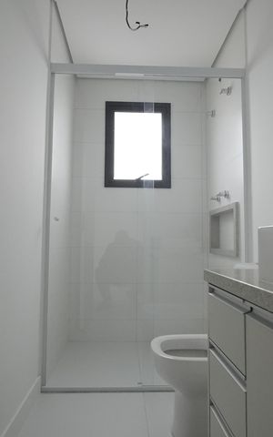 Apartamento à venda com 79m², 2 quartos e 2 vagasBanheiro da Suíte 1