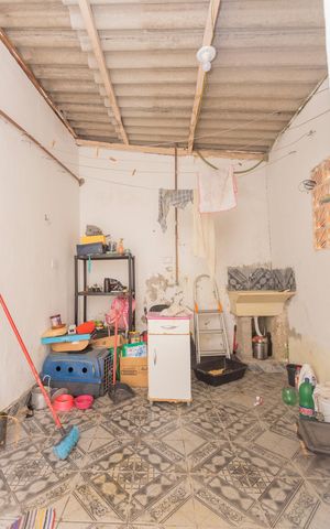 Casa à venda com 100m², 2 quartos e 2 vagasÁrea de Serviço