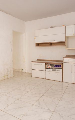 Casa à venda com 100m², 2 quartos e 2 vagasCozinha