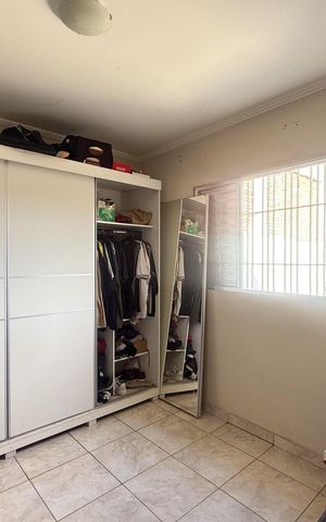 Casa à venda com 130m², 2 quartos e 2 vagasQuarto