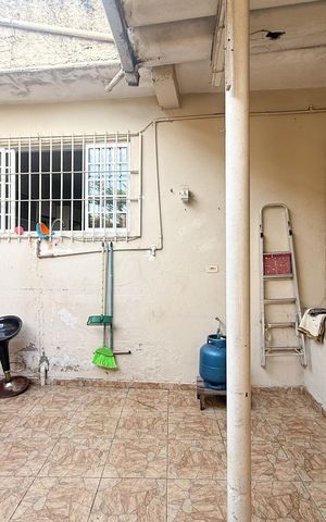 Casa à venda com 130m², 2 quartos e 2 vagasChurrasqueira