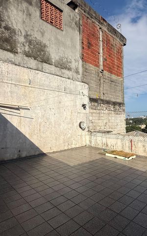 Casa à venda com 130m², 2 quartos e 2 vagasQuintal