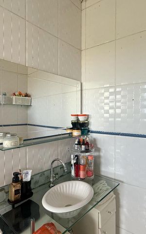 Casa à venda com 130m², 2 quartos e 2 vagasBanheiro