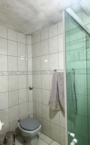 Casa à venda com 130m², 2 quartos e 2 vagasBanheiro