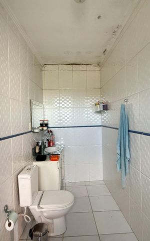 Casa à venda com 130m², 2 quartos e 2 vagasBanheiro