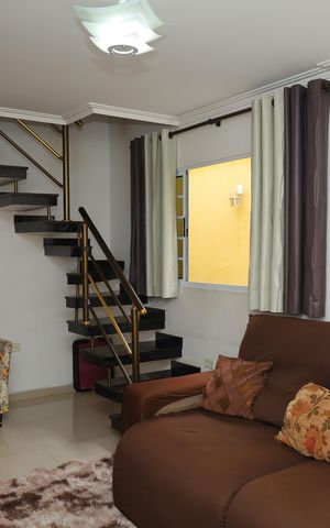 Casa à venda com 186m², 4 quartos e 3 vagasSala