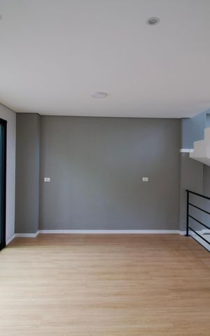 Casa de condomínio para alugar com 160m², 3 quartos e 2 vagas Casa de condomínio para alugar com 160m², 3 quartos e 2 vagasSala de Jantar