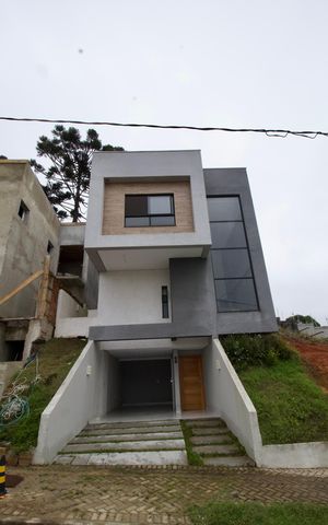 Casa de condomínio para alugar com 160m², 3 quartos e 2 vagas Casa de condomínio para alugar com 160m², 3 quartos e 2 vagasFachada