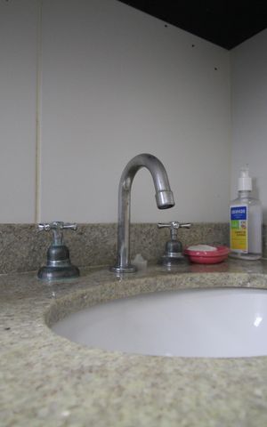Apartamento à venda com 78m², 3 quartos e 2 vagasBanheiro da Suíte