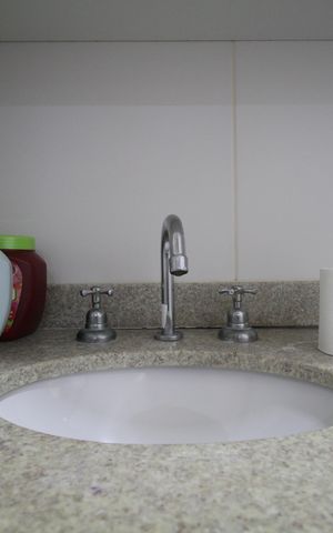 Apartamento à venda com 78m², 3 quartos e 2 vagasBanheiro