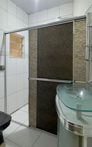 Casa à venda com 286m², 6 quartos e 2 vagasBanheiro 3 casa 3