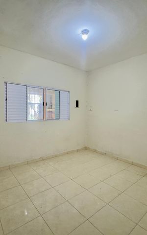 Casa à venda com 286m², 6 quartos e 2 vagasQuarto casa 1