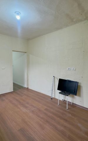 Casa à venda com 286m², 6 quartos e 2 vagasSala casa 3